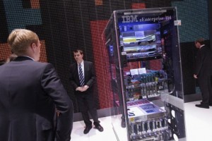ESET España - CAZADORES DE MITOS: ¿espía el Gobierno de Estados Unidos Internet y las redes sociales? 